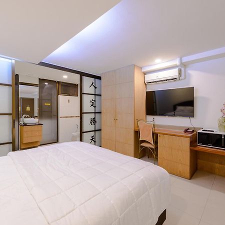Pasadena Lodge Pattaya ภายนอก รูปภาพ