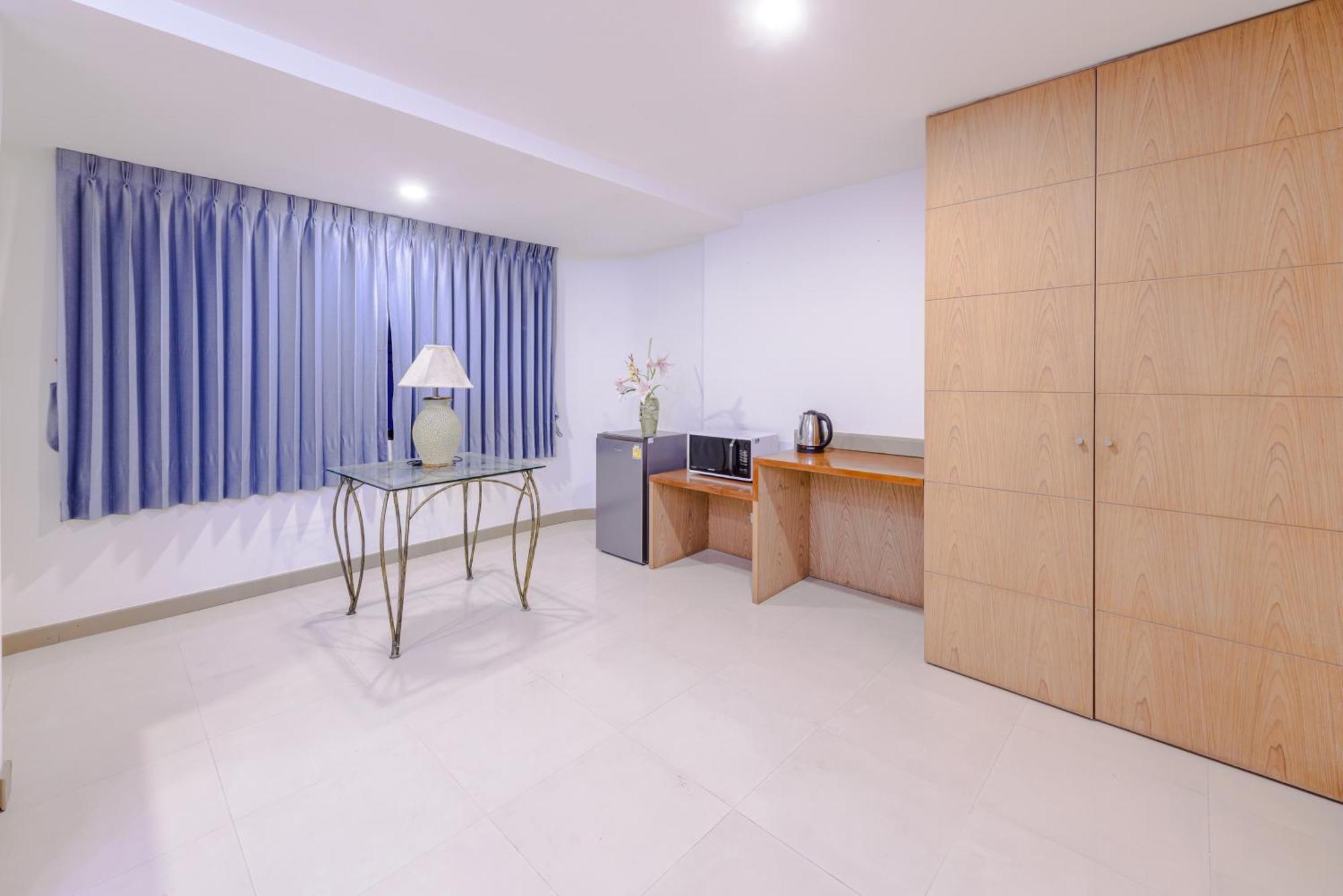 Pasadena Lodge Pattaya ภายนอก รูปภาพ