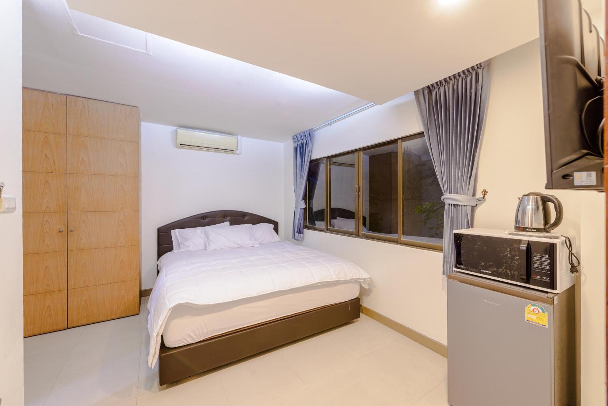Pasadena Lodge Pattaya ภายนอก รูปภาพ