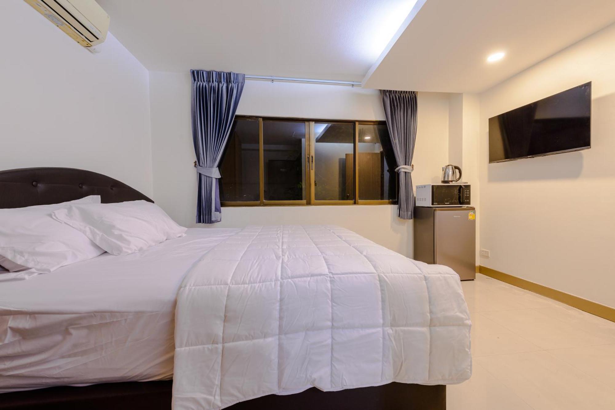 Pasadena Lodge Pattaya ภายนอก รูปภาพ
