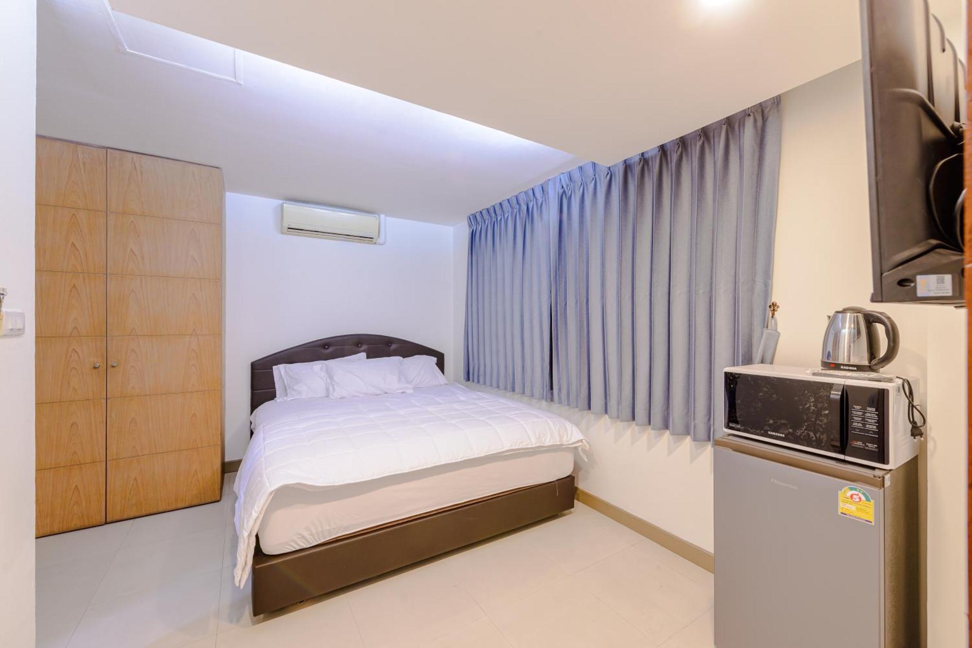 Pasadena Lodge Pattaya ภายนอก รูปภาพ