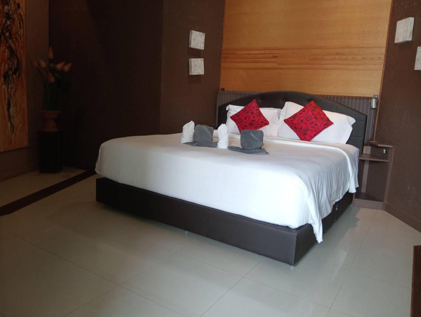 Pasadena Lodge Pattaya ภายนอก รูปภาพ